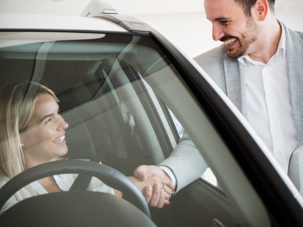 5 Ways to Make Your Customers Fall in Love with YOU!